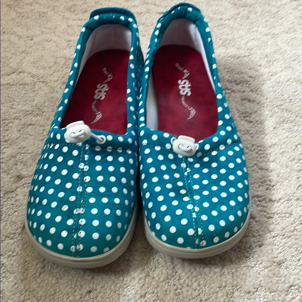 SAS women’s casual flat
